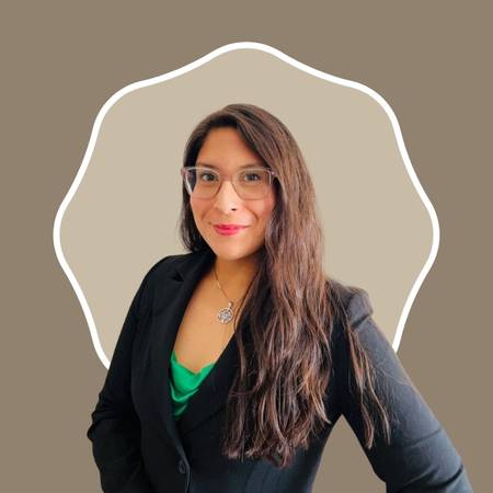 Ps. Carolina Oyarzo - Psicóloga Clínica Especializada en Ansiedad, Estrés y Autoestima