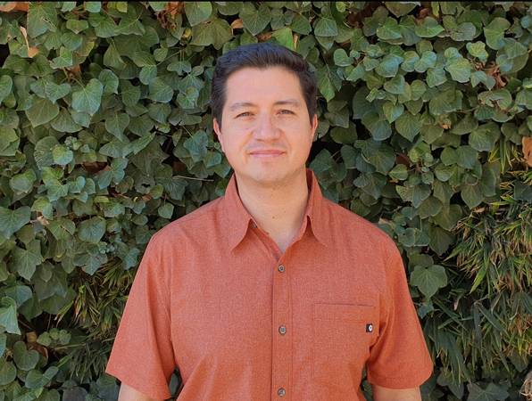 J. Esteban Riquelme Falcón