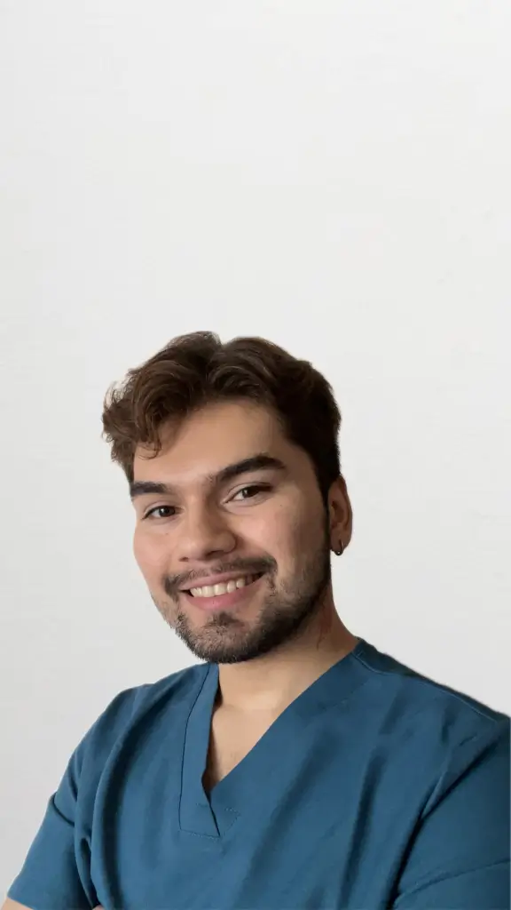 Dr. Esteban Rodolfo Acevedo Araya - Médico General