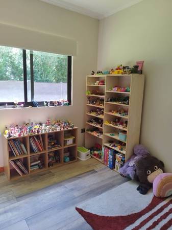 Main image gallery