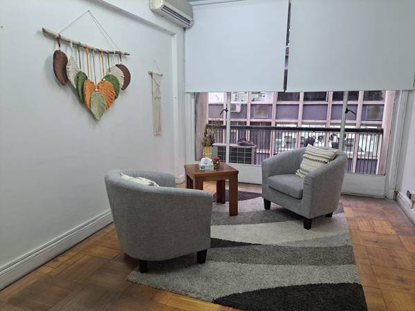 Main image gallery