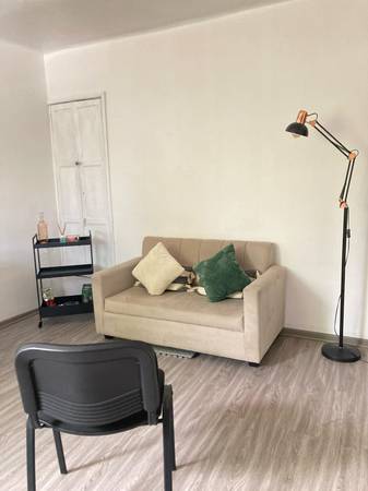 Main image gallery