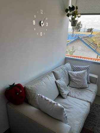 Main image gallery