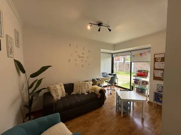 Main image gallery