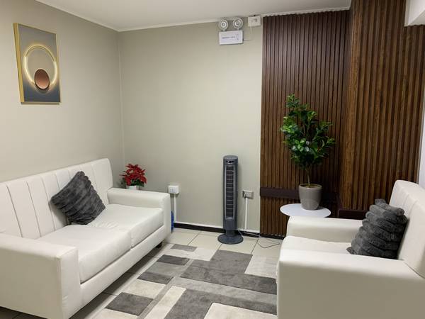Main image gallery