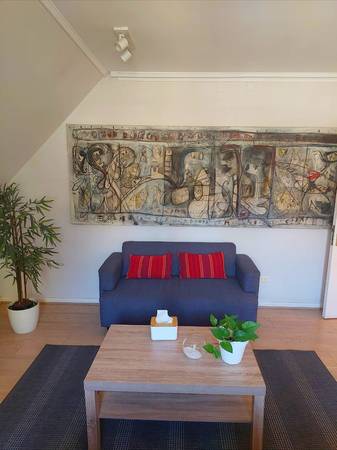 Main image gallery