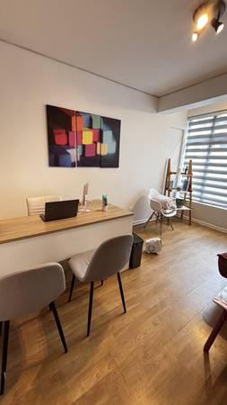 Main image gallery