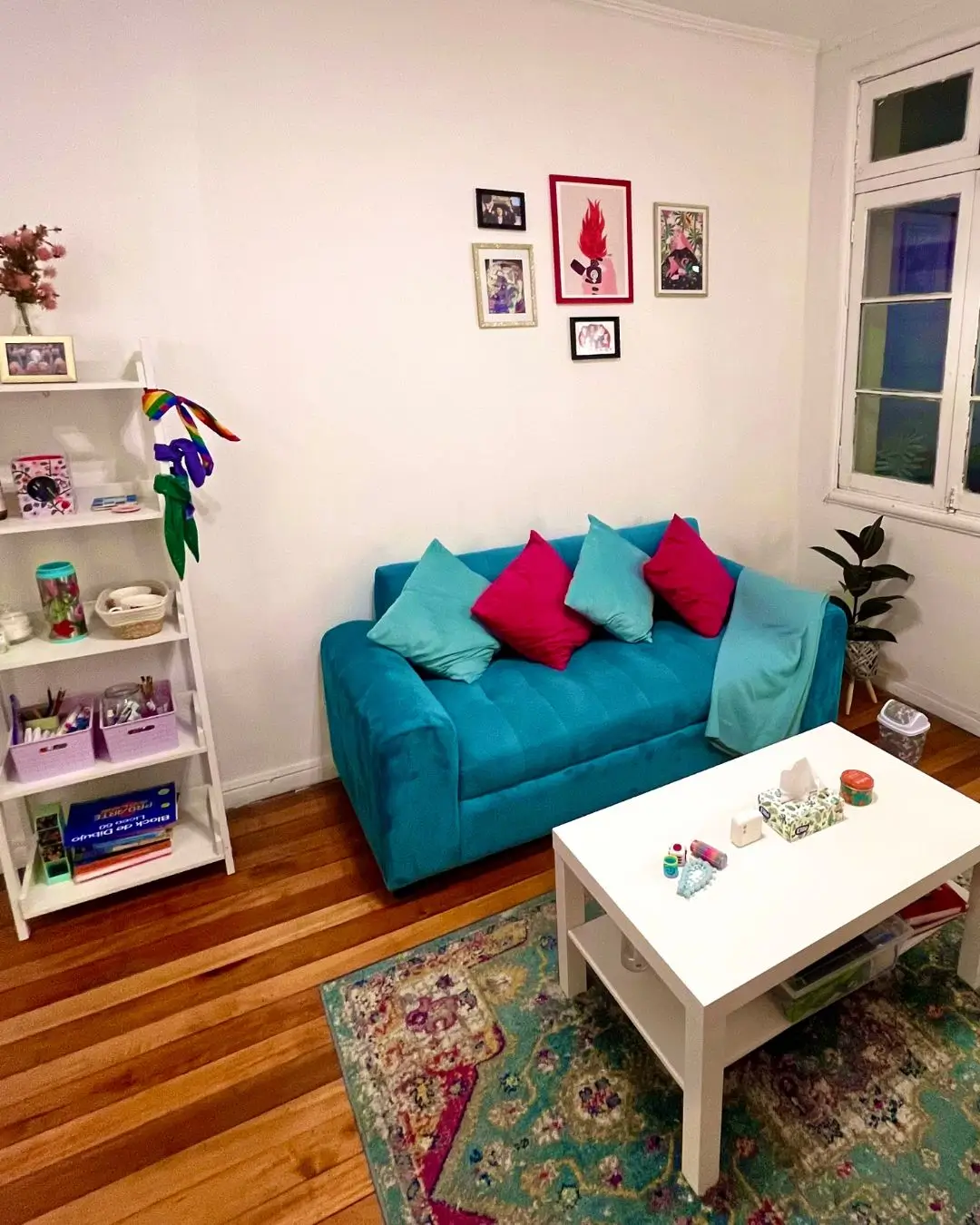 Main image gallery