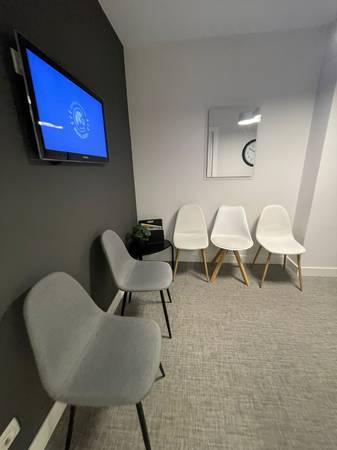 Main image gallery
