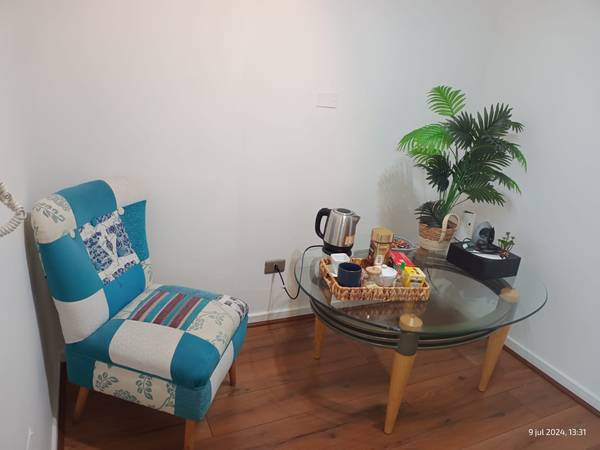 Main image gallery