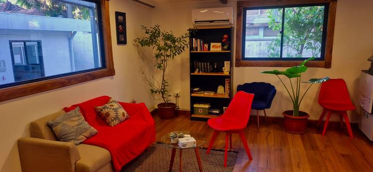 Main image gallery
